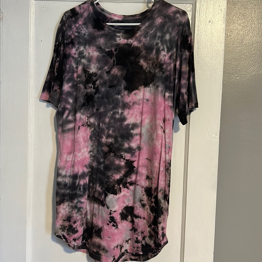 Women’s Oversized T-shirt